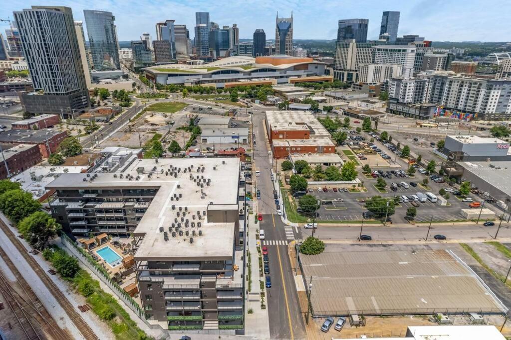 Skyline View, Pool, Gym, Balcony'S, Walk To Bway! Nashville Exterior foto