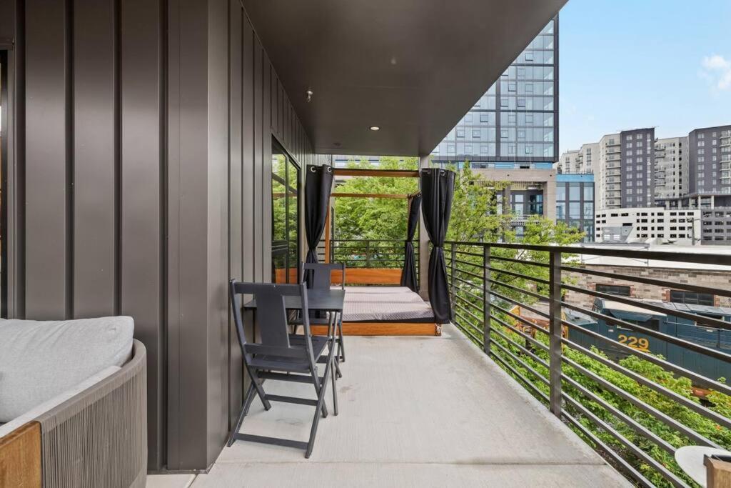Skyline View, Pool, Gym, Balcony'S, Walk To Bway! Nashville Exterior foto